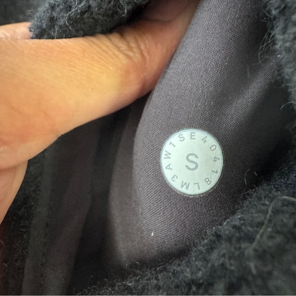 Lululemon Tundra Trek 1/2 Zip Black Sherpa Fleece Pullover Jacket Size S - Picture 6 of 16